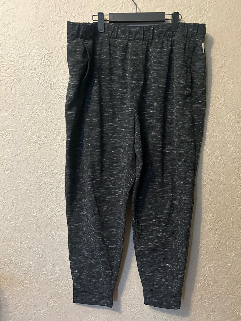 ZeroXposur Men's Heather Charcoal Jogger Sweatpants